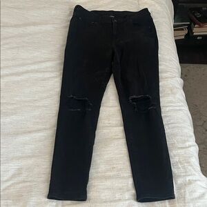 Women's American Eagle Next Level Stretch Distressed Jeans size 14L